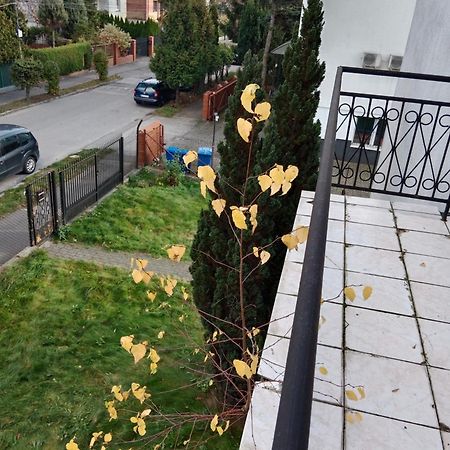 Bed and Breakfast La Madriguera Raszyn Exterior foto