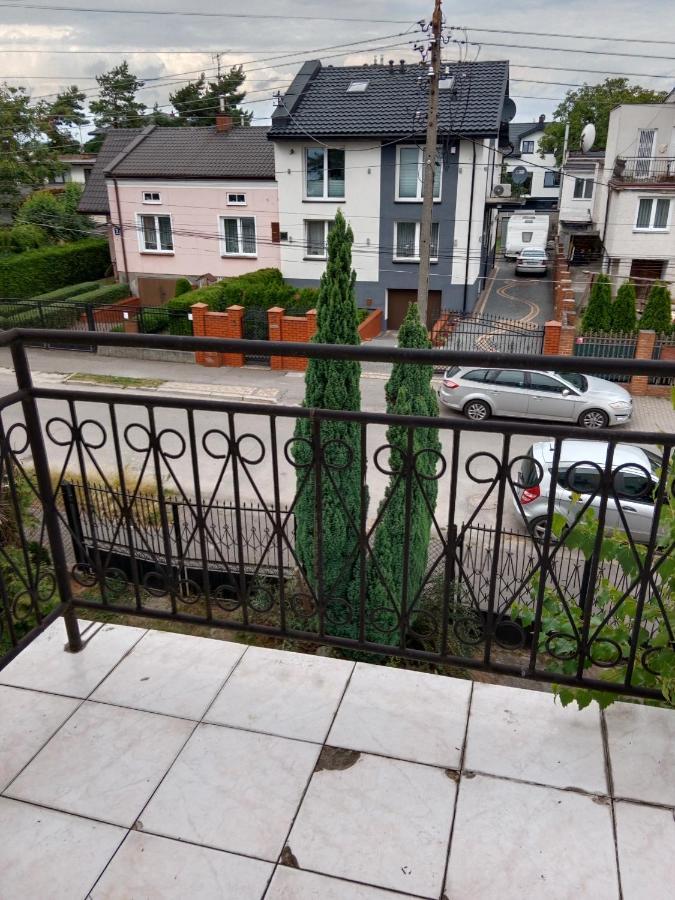 Bed and Breakfast La Madriguera Raszyn Exterior foto